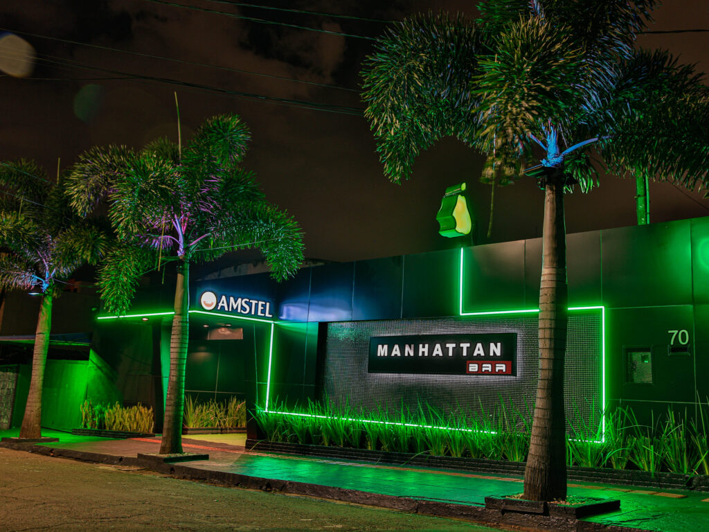 manhattan-1 fachada Manhatan Bar do pera